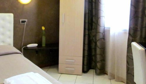 Classic Single Room