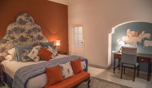 Luxury Room