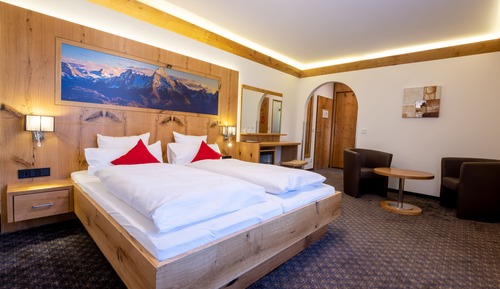 Superior Double Room with Balcony East