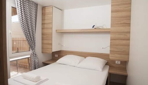 House, 2 Bedrooms