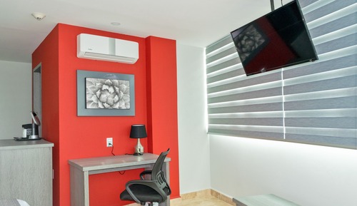 Deluxe Room, 1 King Bed