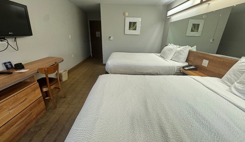 Room, 2 Queen Beds, Accessible, Non Smoking