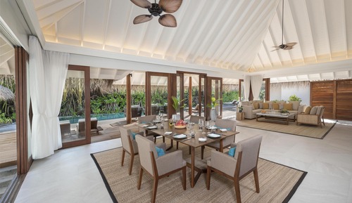 Four Bedroom Beach Pool Residence