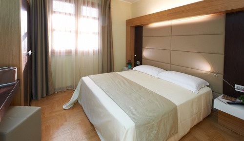 Double Room Single Use