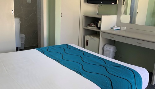 Standard Room, Non Smoking (2 nights min. Queen Room)