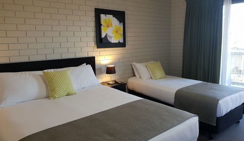 Standard Twin Room, Multiple Beds, Balcony, Garden View (Twin Room)