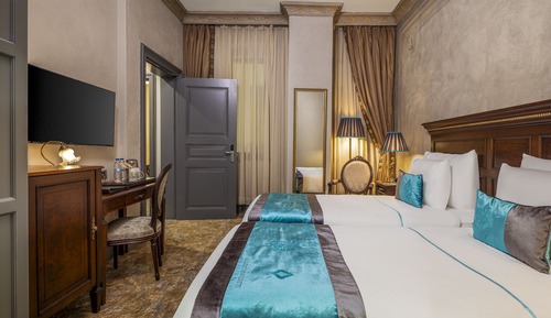 Deluxe Room With Additional Bed