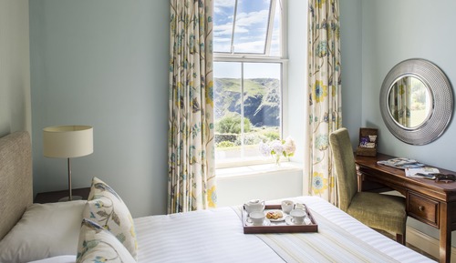 Double Room, Partial Sea View