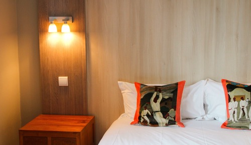 Comfort Room, Garden Area