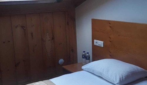 Economy Twin Room