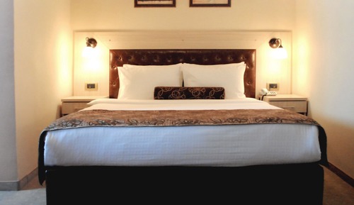 One Bedroom Suite (20% off in the restaurant)