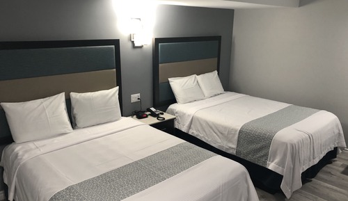 Room, 2 Queen Beds, Non Smoking