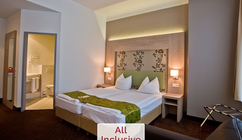 Double Room (Rathaus)