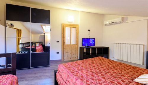 Apartment, 1 Bedroom, Kitchen, Tower (No Elevator)