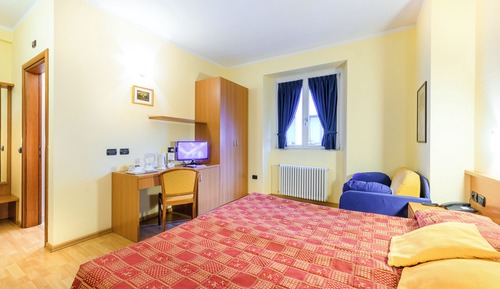 Classic Double Room, Private Bathroom, Annex Building (Elevator)