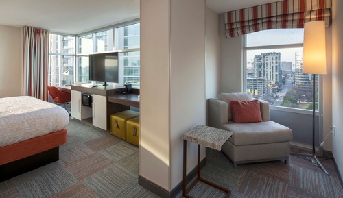 Room, 1 King Bed, Accessible (Hearing)