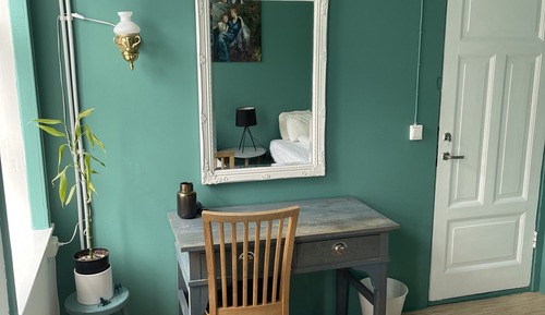 Basic Double or Twin Room, Shared Bathroom