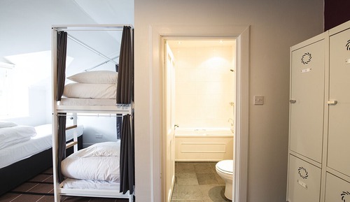 Bed in 5-Bed Mixed Dorm Room Ensuite