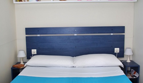 Standard Mobile Home, 2 Bedrooms