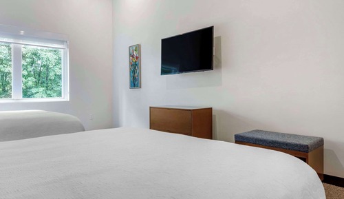 Room, 2 Queen Beds, Accessible, Non Smoking
