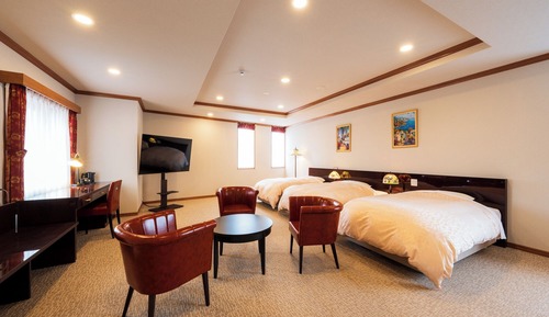 Family Triple Room - Non-Smoking