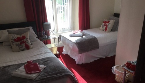 Standard Twin Room, Ensuite