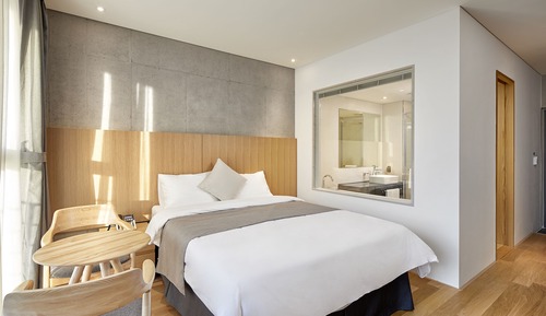 Deluxe Double Room, 1 Queen Bed, Terrace, Lake View