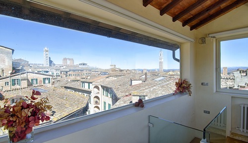 Luxury Duplex, Ensuite, City View (Roof Top Altana)