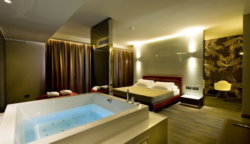 Suite (Experience)