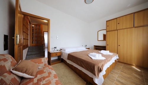 Apartment, 3 Bedrooms (N3)
