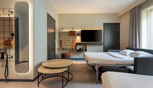 Family Room, 1 Queen Bed with Sofa bed, Non Smoking