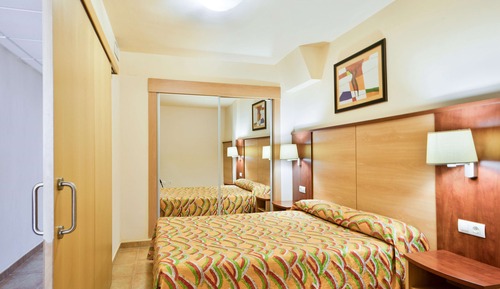 1 bedroom apartment (2 adults)