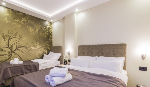 Luxury Triple Room