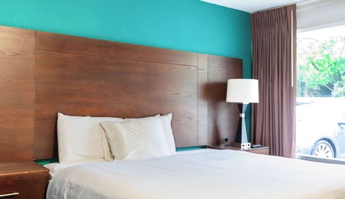 Room, 1 King Bed, Accessible, Non Smoking