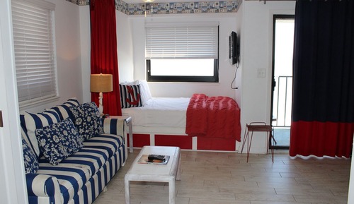 Deluxe Studio, 1 Queen Bed with Sofa bed, Ocean View