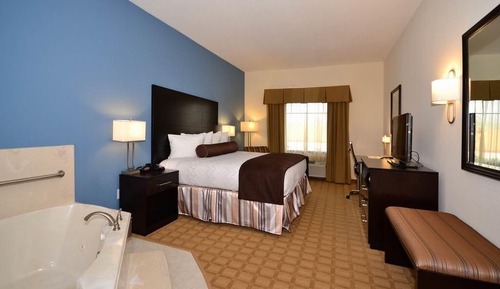 Suite, 1 King Bed, Non Smoking, Jetted Tub