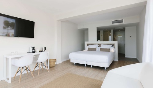 Junior Suite, Balcony, Sea View (3 adults)
