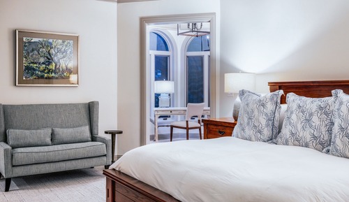 Luxury Condo, 3 Bedrooms