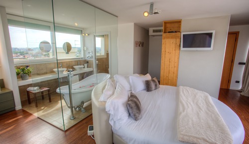 Exclusive Suite