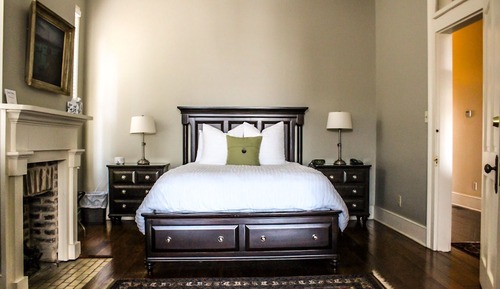 Classic Cottage, Multiple Bedrooms (Blakely Cottage)
