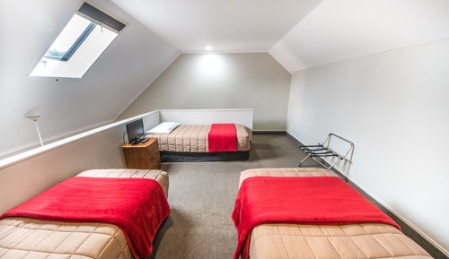 Suite, 2 Bedrooms, Kitchenette