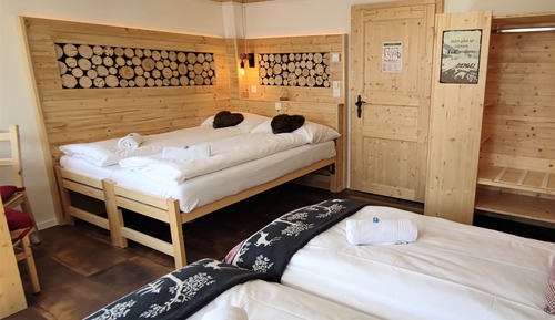 Family Quadruple Room, Shared Bathroom