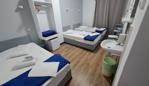 Standard Triple Room, Shared Bathroom
