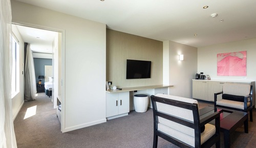 Premium Suite