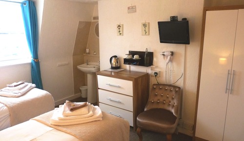 Double or Twin Room, Private Bathroom, Harbor View (Room6)