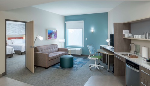 Suite, 2 Queen Beds, Accessible (Roll-In Shower)