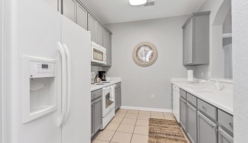 Apartment (3 Bedrooms)