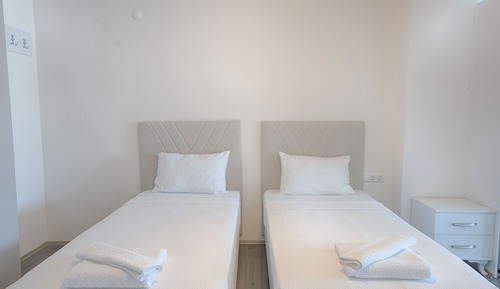Deluxe Condo, 3 Bedrooms