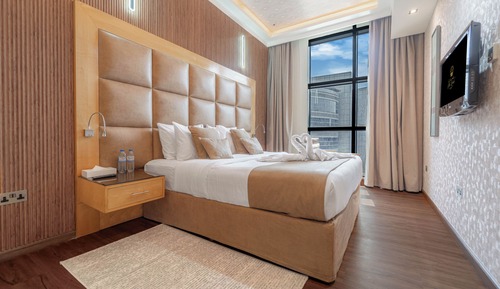 Executive Suite