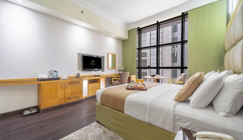Deluxe Room, 1 King Bed